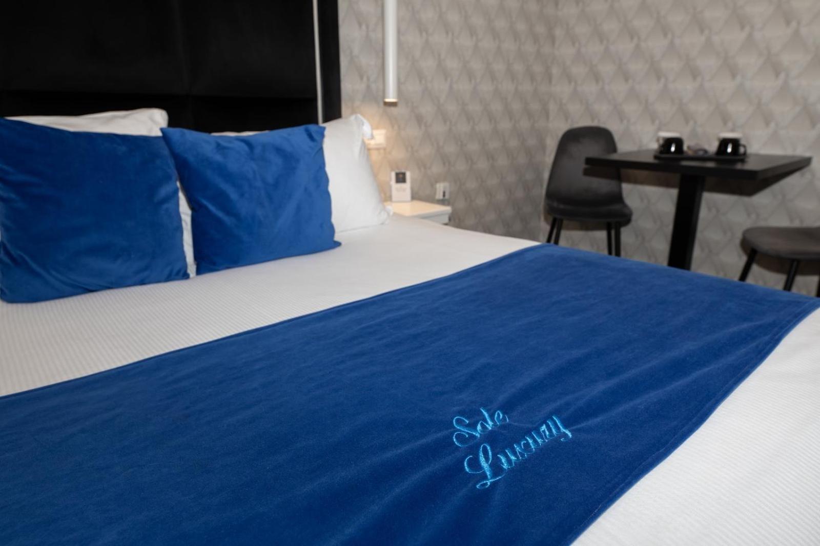 Luna Luxury Bed And Breakfast Neapel Exteriör bild